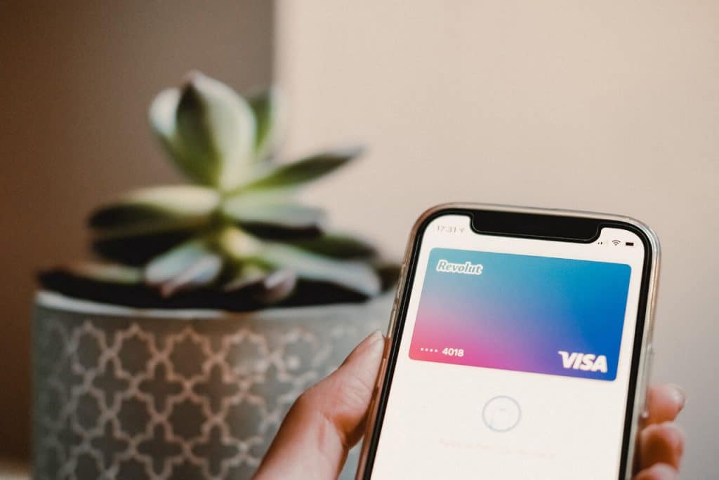 comment commander une carte revolut sur l application